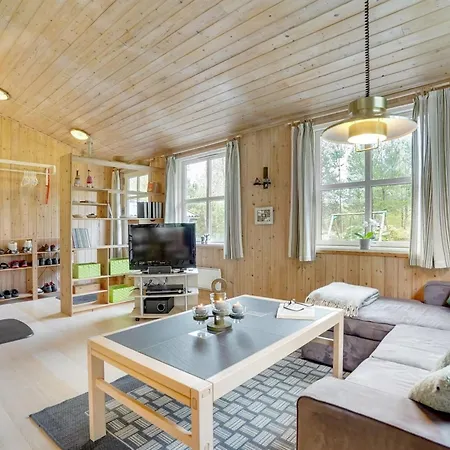 Blome - 150m To The Fjord By Interhome Feriehus