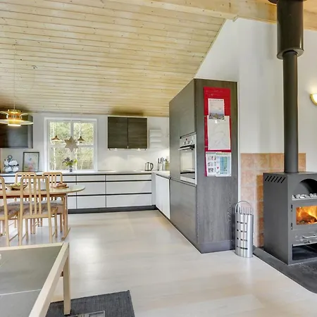 Blome - 150m To The Fjord By Interhome Feriehus